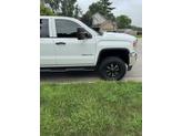 Thumbnail of 2019 White GMC Sierra 2500