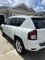 Photo of 2016 White Jeep Compass