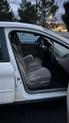 Thumbnail of 2004 White Ford Taurus