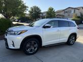 Thumbnail of 2017 White Toyota Highlander
