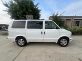Thumbnail of 2005 White Chevrolet Astro