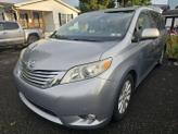 Photo of 2012 Silver Toyota Sienna