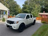 Thumbnail of 2021 White Nissan Frontier