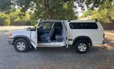 Thumbnail of 2000 White Toyota Tundra