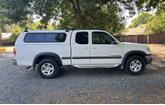 Thumbnail of 2000 White Toyota Tundra