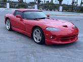 Thumbnail of 2001 Red Dodge Viper