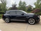 Photo of 2019 Blue Bentley Bentayga