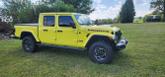Photo of 2023 Yellow Jeep Gladiator
