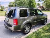 Thumbnail of 2015 Gray Honda Pilot