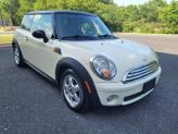 Photo of 2008 White MINI Cooper