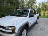 Thumbnail of 2003 White Chevrolet Trailblazer