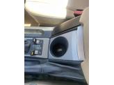 Thumbnail of 2005 White Land Rover Range Rover