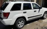 Thumbnail of 2005 White Jeep Grand Cherokee