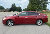 Thumbnail of 2015 Red Nissan Altima