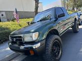 Photo of 1999 Green Toyota Tacoma
