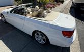 Thumbnail of 2009 White BMW 328