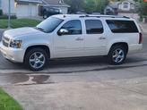Thumbnail of 2011 Beige Chevrolet Suburban
