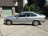 Photo of 1998 Silver BMW 323