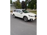 Photo of 2018 White Subaru Outback