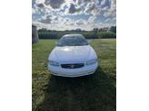 Thumbnail of 2000 White Buick Regal