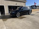 Thumbnail of 2021 Black Mercedes-Benz GLE 580