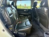 Thumbnail of 2014 White Nissan Pathfinder