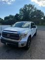 Photo of 2015 White Toyota Tundra