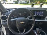 Thumbnail of 2024 White Chevrolet Trax