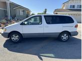 Thumbnail of 1998 White Toyota Sienna
