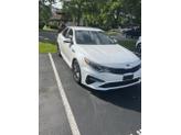 Photo of 2019 White Kia Optima