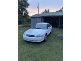 Thumbnail of 2003 Gray Ford Taurus