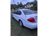 Photo of 2003 Gray Ford Taurus