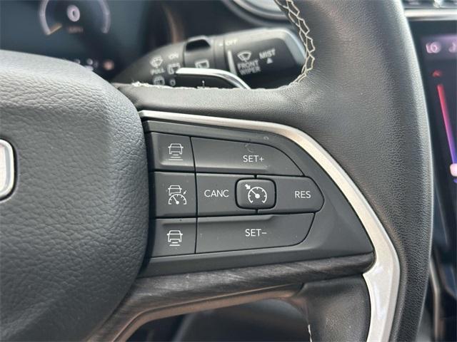 Photo of 2022 Metallic Jeep Grand Cherokee