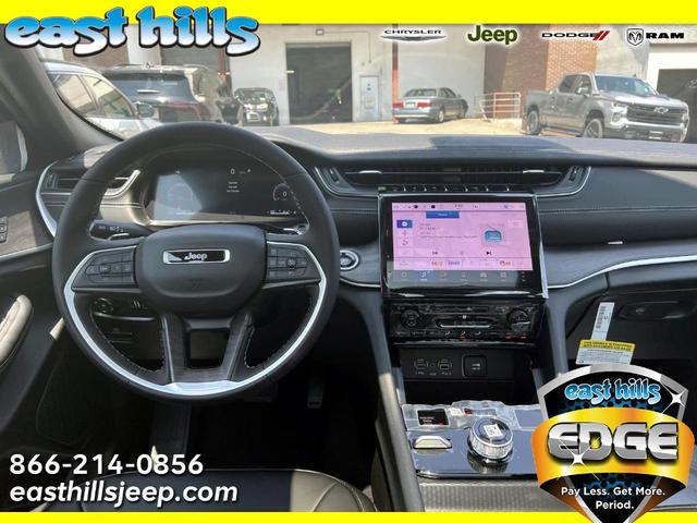 Photo of 2025 Bright White Jeep Grand Cherokee