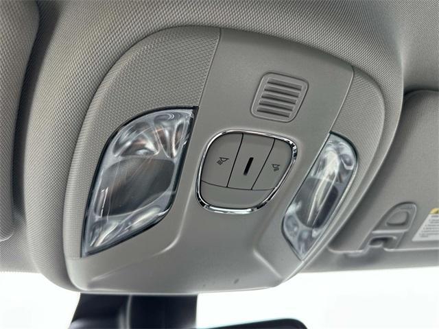 Photo of 2022 Granite Crystal Clearcoat Metallic Jeep Compass