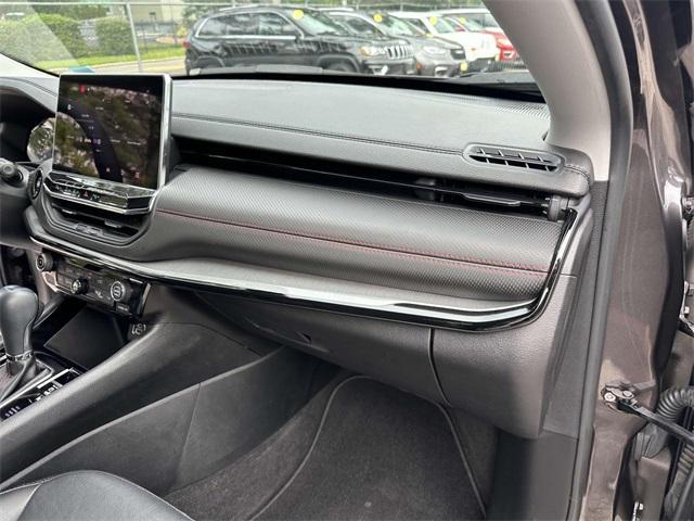 Photo of 2022 Granite Crystal Clearcoat Metallic Jeep Compass
