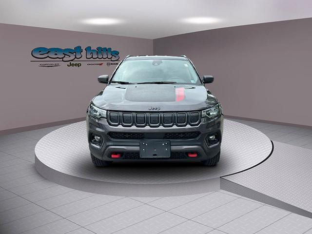 Photo of 2022 Granite Crystal Clearcoat Metallic Jeep Compass