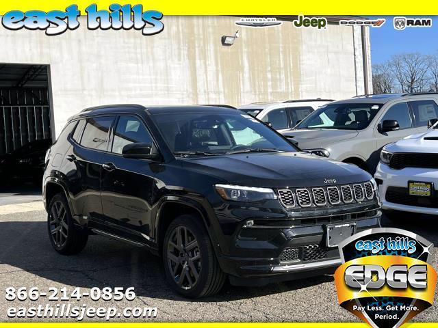 Photo of 2025 Diamond Black Jeep Compass