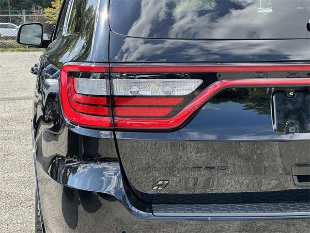 Photo of 2022 DB Black Clearcoat Dodge Durango