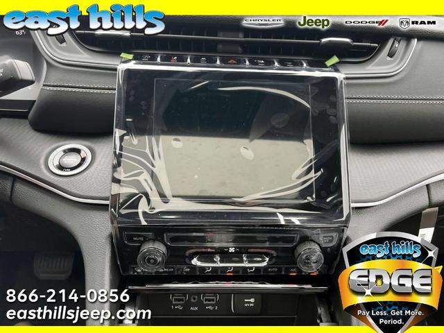 Photo of 2025 Diamond Black Jeep Grand Cherokee