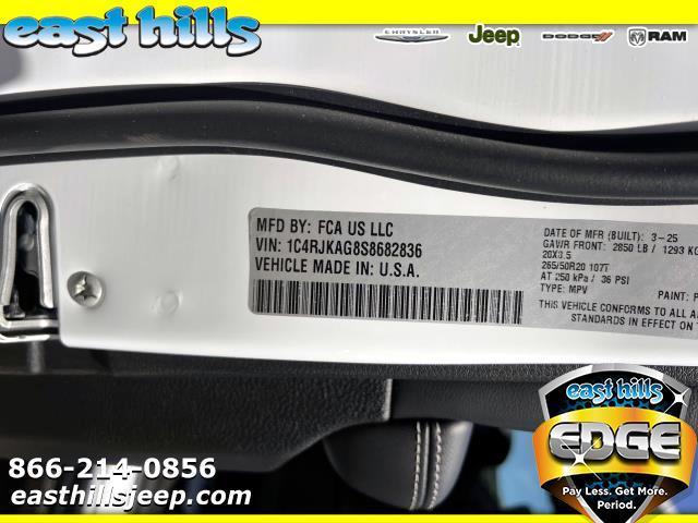 Photo of 2025 Bright White Jeep Grand Cherokee L