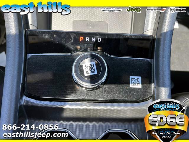 Photo of 2025 Bright White Jeep Grand Cherokee L