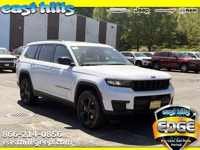 Photo of 2025 Bright White Jeep Grand Cherokee L