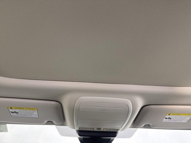 Photo of 2025 Platinum Mazda CX-90