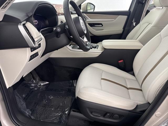 Photo of 2025 Platinum Mazda CX-90