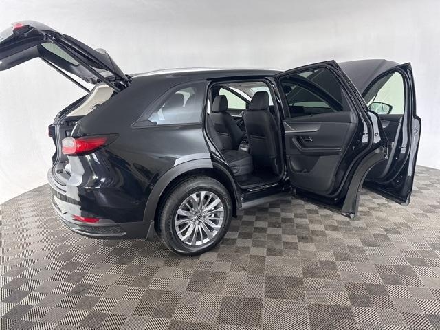 Photo of 2025 Jet Black Mica Mazda CX-90