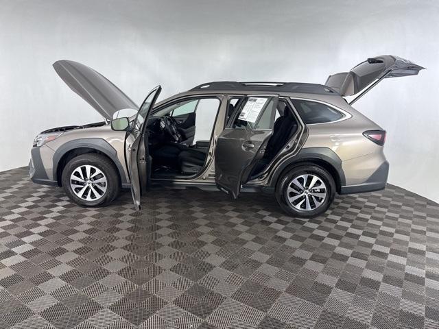 Photo of 2024 Brilliant Bronze Metallic Subaru Outback