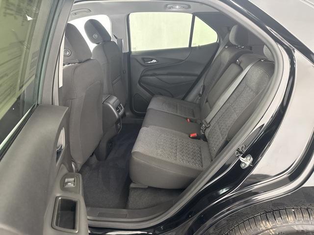 Photo of 2024 Mosaic Black Metallic Chevrolet Equinox