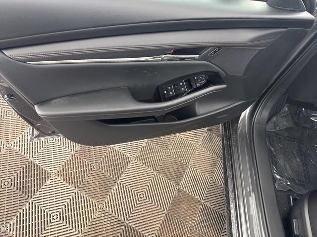 Photo of 2025 Machine Gray Metallic Mazda Mazda3