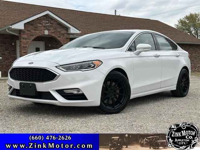 Photo of 2018 Oxford White Ford Fusion